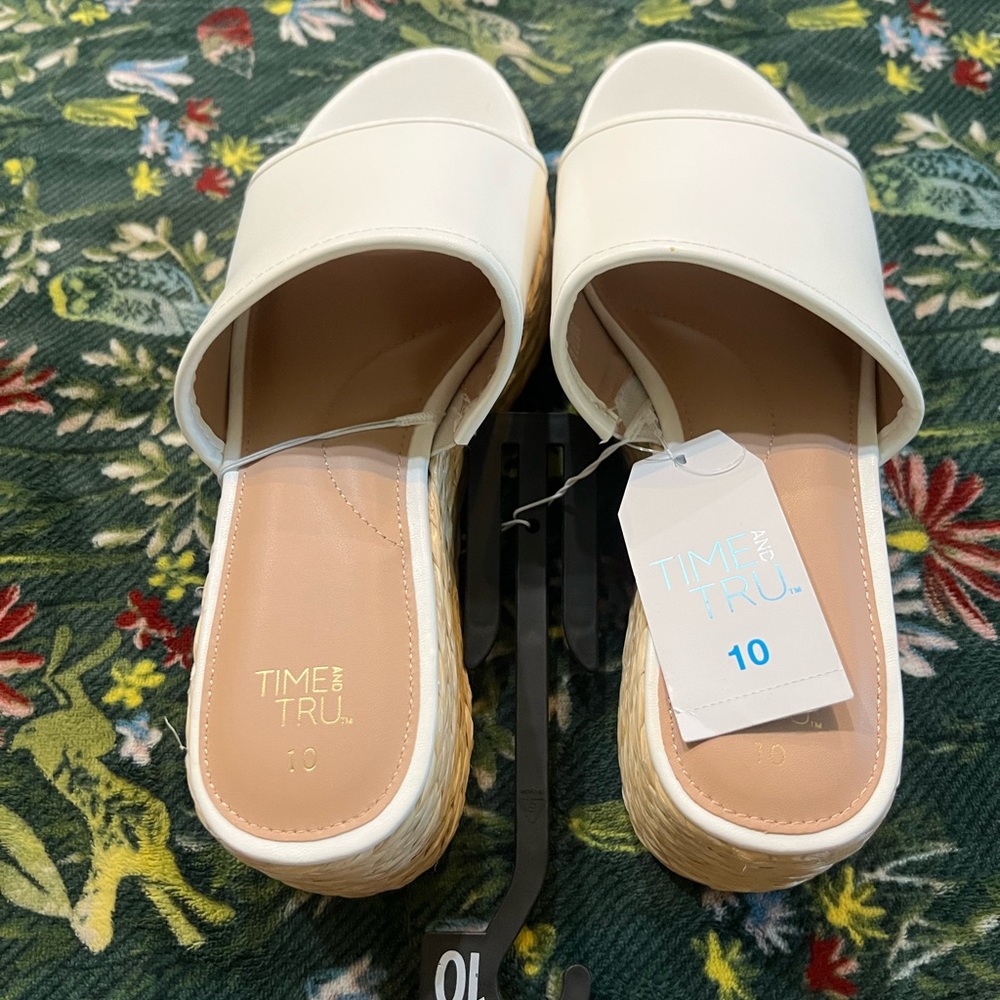 Time and Tru Women's Cream Wedge Slides Size 10 NWT - Picture 4 of 8